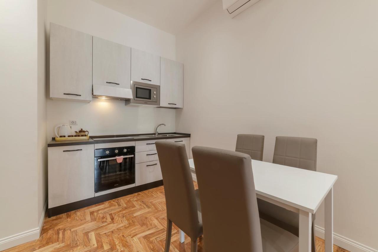 Rione Prati Elegant Apartment With Balcony Рим Екстер'єр фото