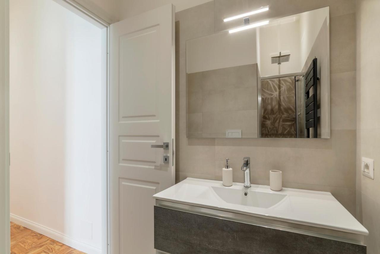 Rione Prati Elegant Apartment With Balcony Рим Екстер'єр фото
